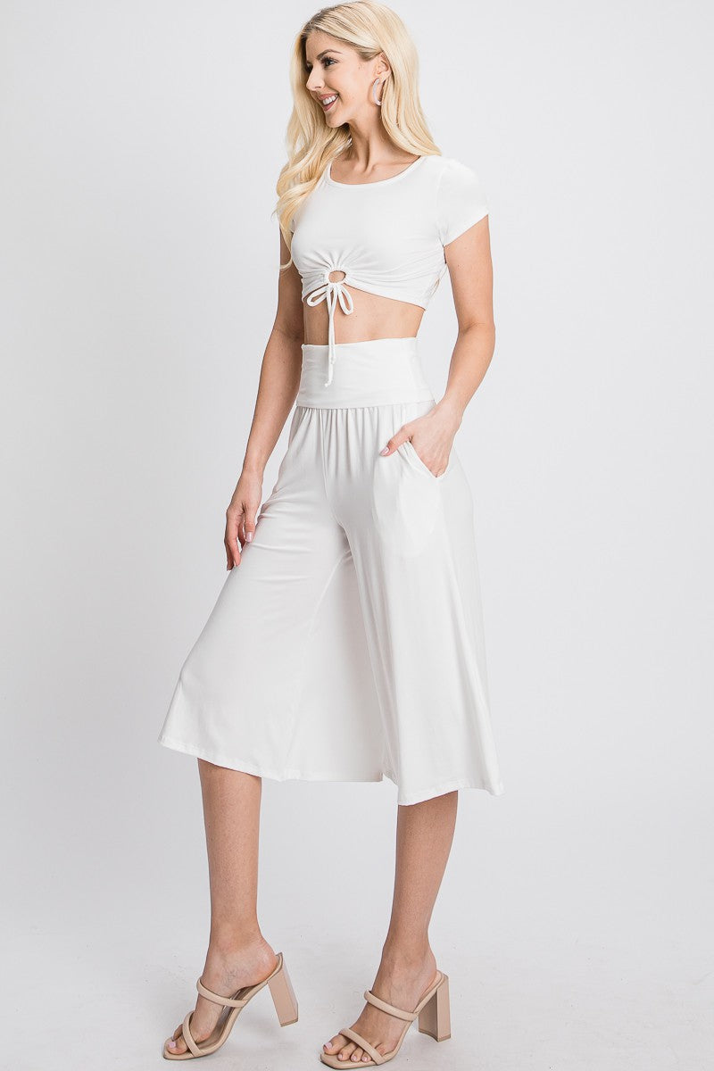 WHITE O-RING CROP TOP AND GOUCHER KNIT PANTS SET SOIN2030