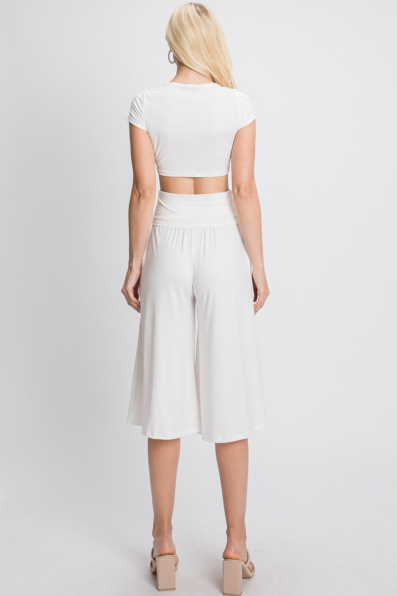 WHITE O-RING CROP TOP AND GOUCHER KNIT PANTS SET SOIN2030