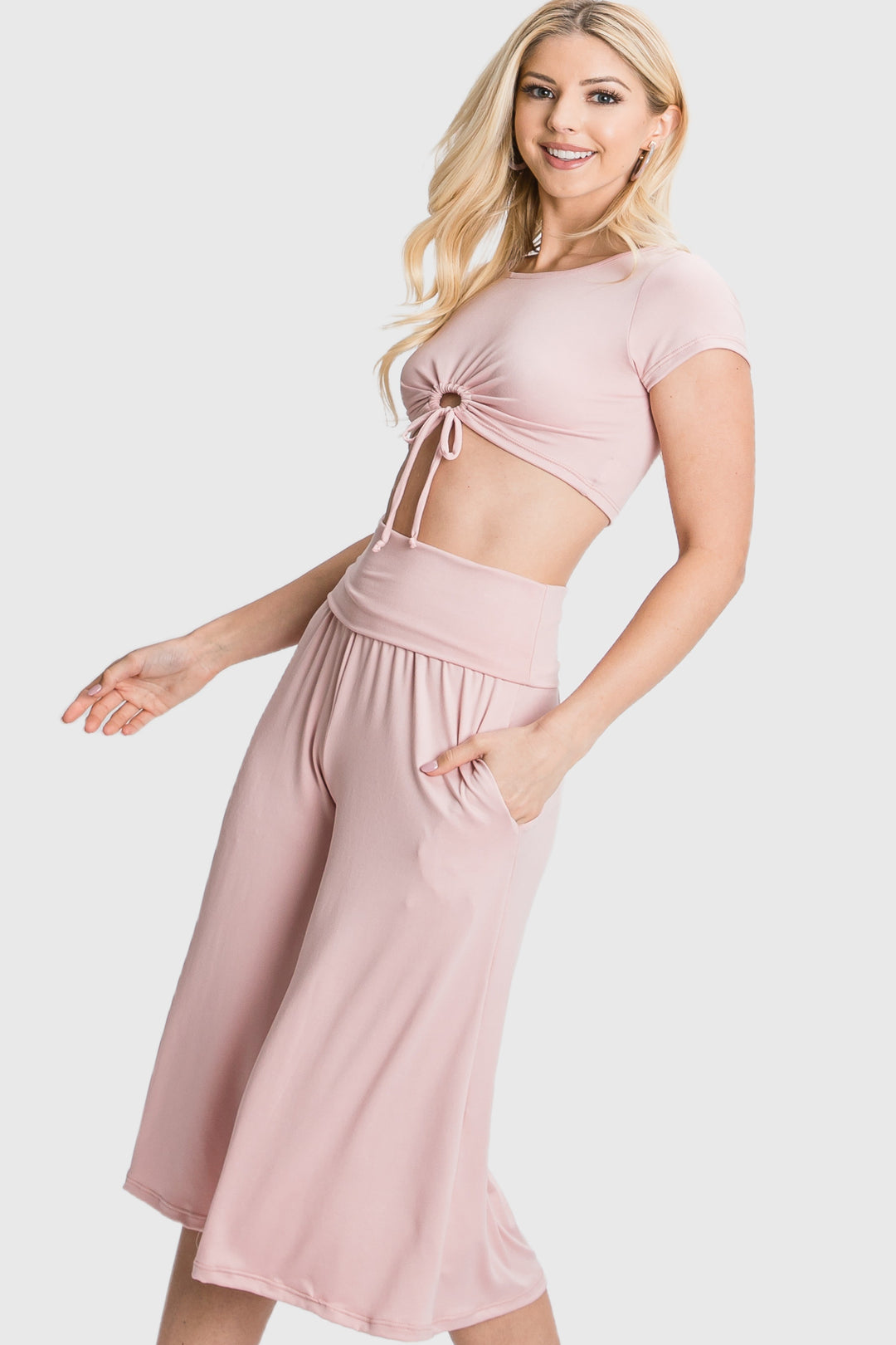 ROSE O-RING CROP TOP AND GOUCHER KNIT PANTS SET SOIN2030