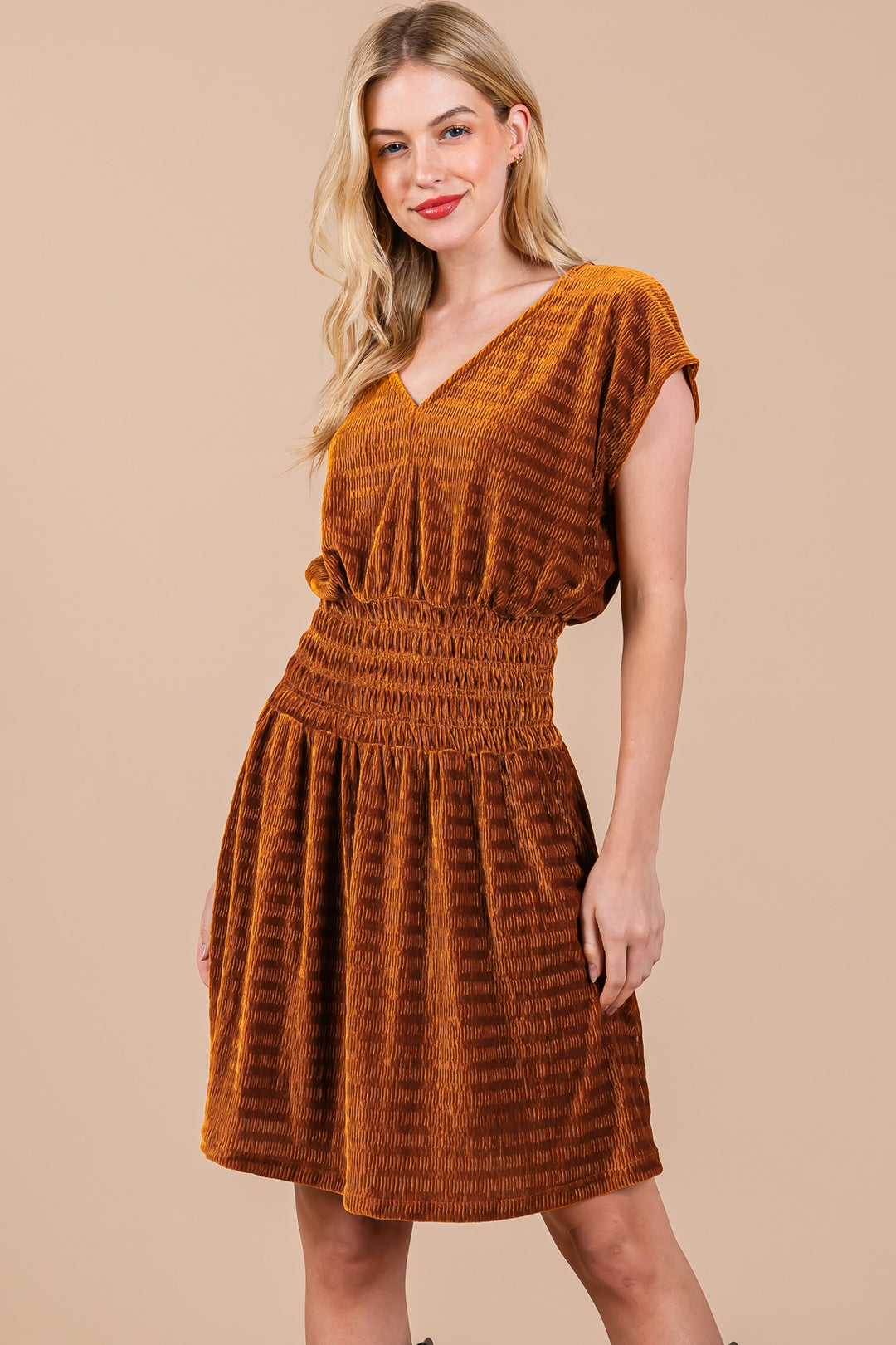 CAMEL TEXTURED KNIT SMOCKING DETAILED MINI DRESS CFDLU51382SA