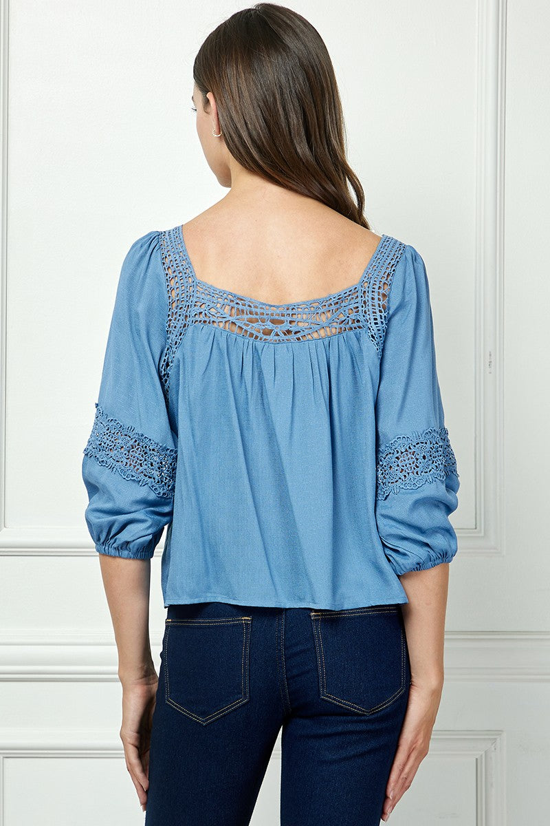 BLUE SQUARE NECL LACE DETAILED 3/4 SLEEVES TOP AVT51111W