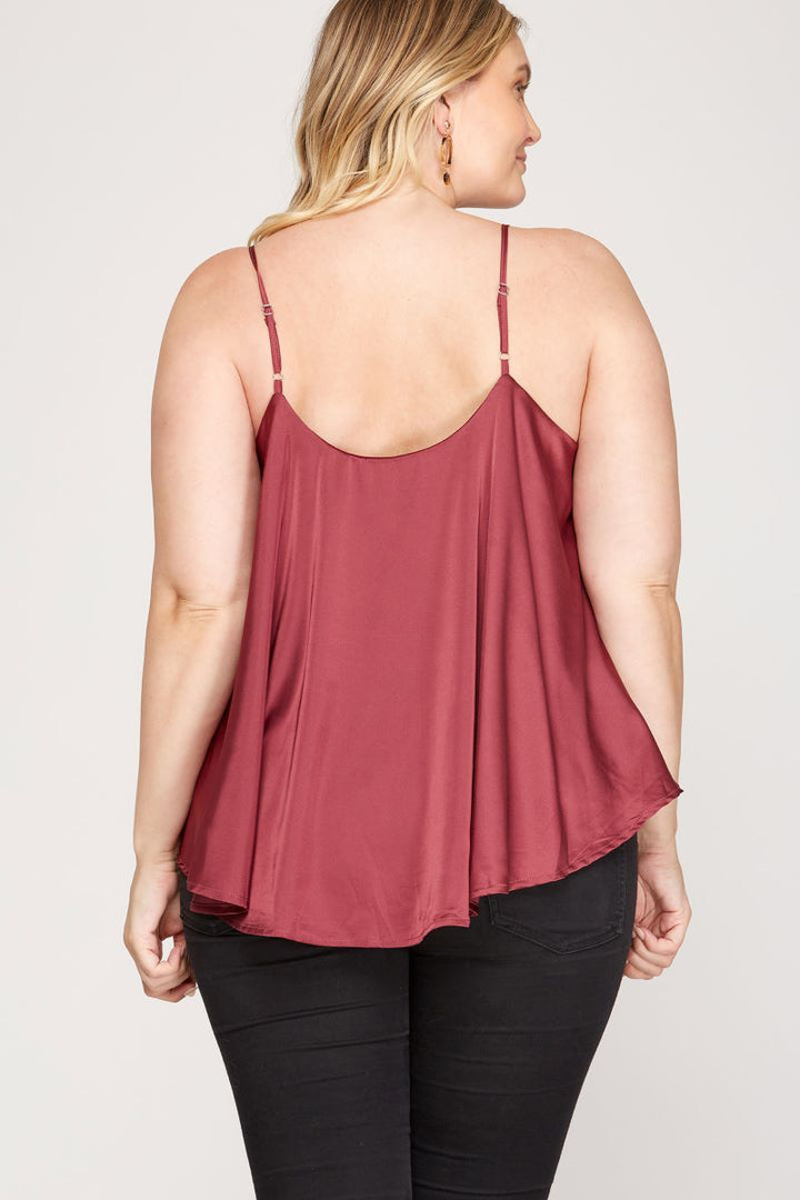 WINE SATIN ROUNDED SWEEP HEM PLUS SIZE CAMI TOP S8PSS8033