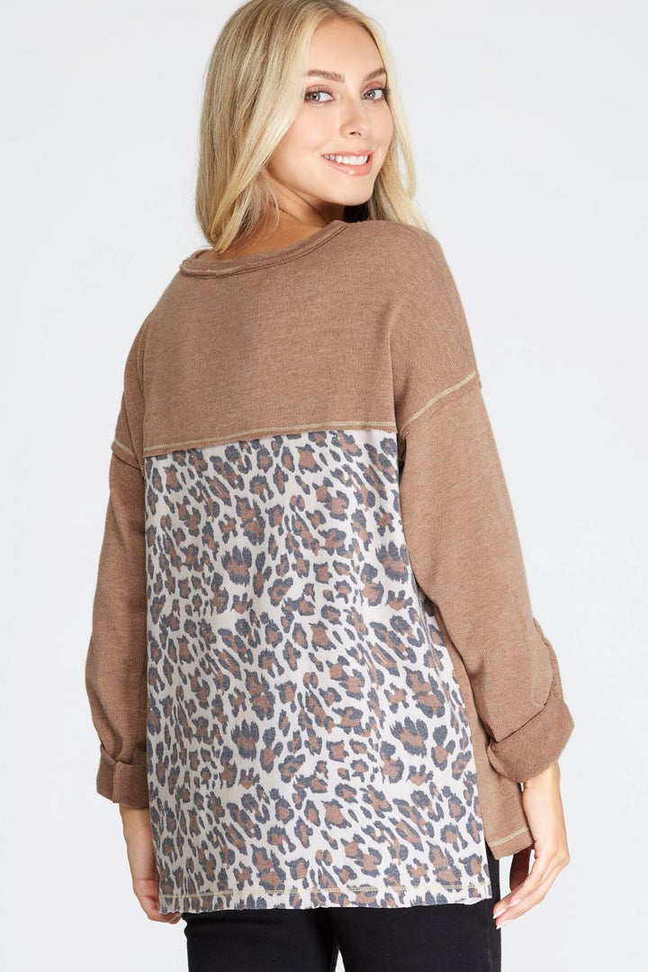 MOCHA ANIMAL PRINT CONTRAST DETAIL LONG SLEEVES KNIT TOP S8SS5620