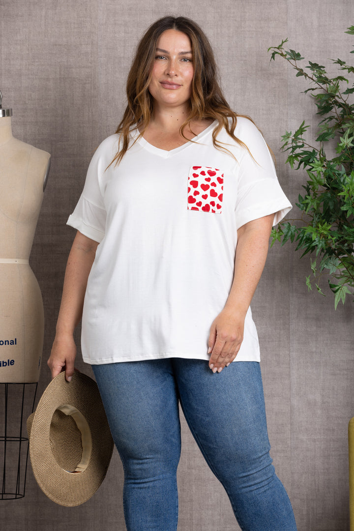 HEARTS PATCH POCKET PLUS SIZE TOP-T6569