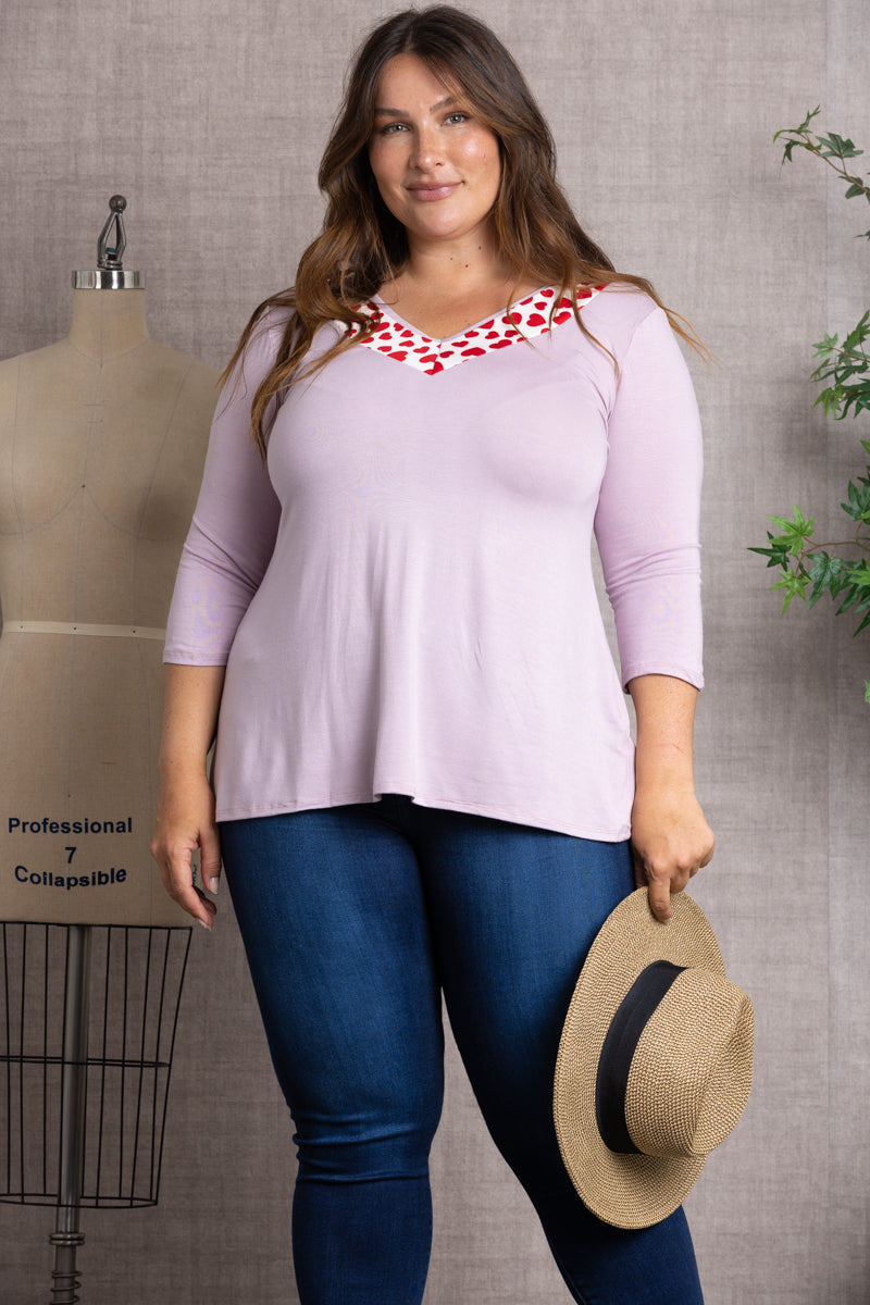 HEART PRINTS V-NECK PLUS SIZE KNIT TOP-T6571