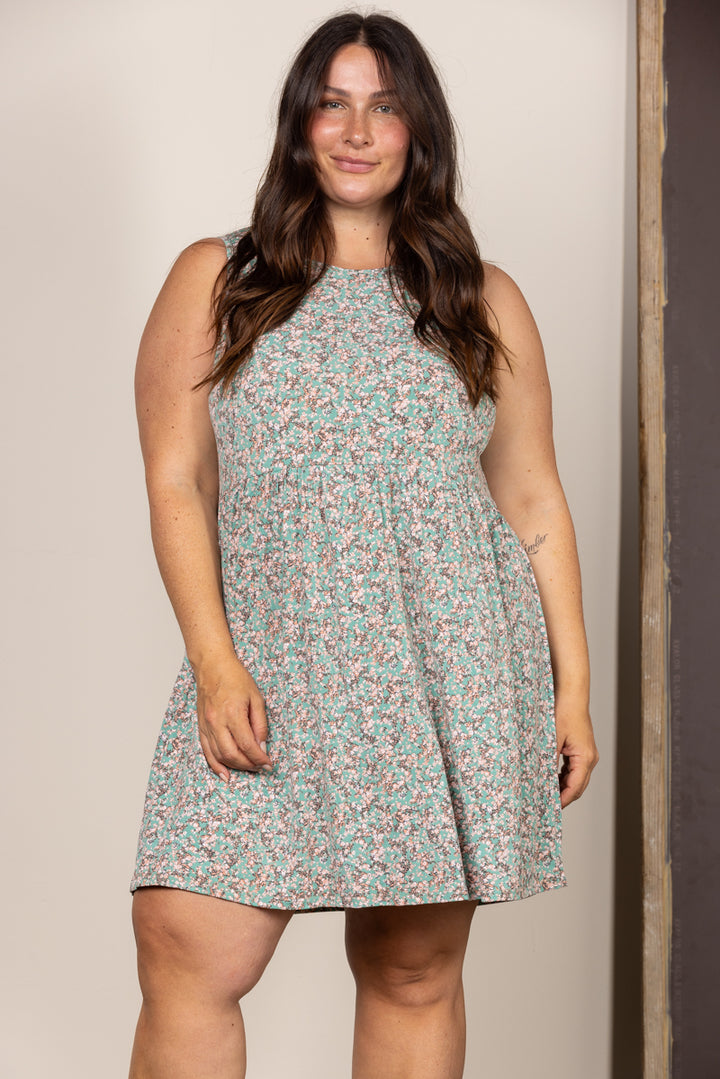 SAGE DITSY FLORAL SLEEVELESS PLUS SIZE MINI DRESS D5110