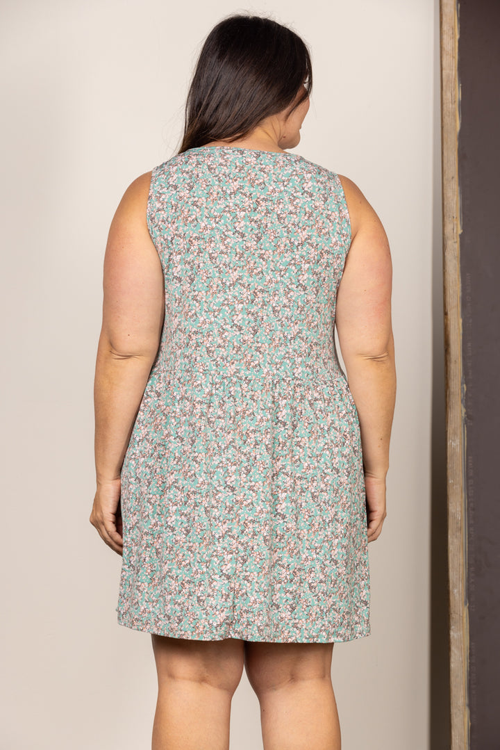 SAGE DITSY FLORAL SLEEVELESS PLUS SIZE MINI DRESS D5110