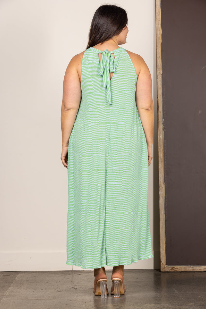 GREEN TEXTURED HALTER NECK PLUS SIZE MAXI DRESS SD1442