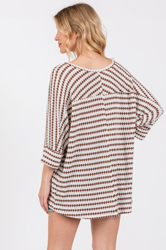 BROWN STRIPED 3/4 SLEEVES FRONT PATCH POCKET KNIT TOP CFTY12894SB