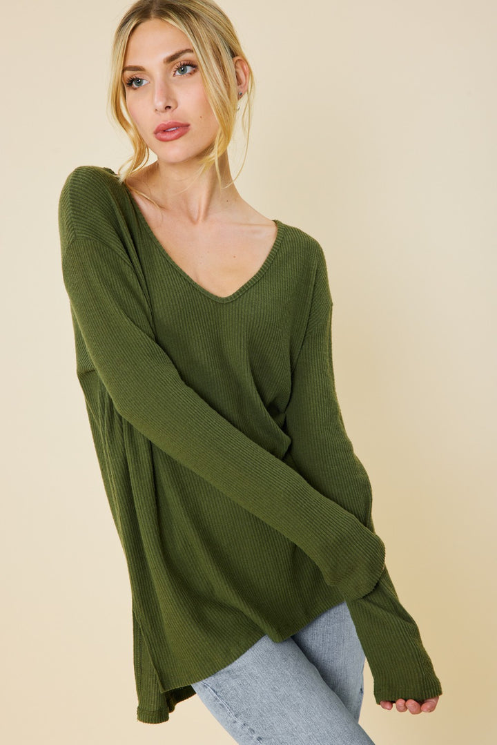 OLIVE V-NECK SOFT TOUCH RIB KNIT TOP FSLST3067