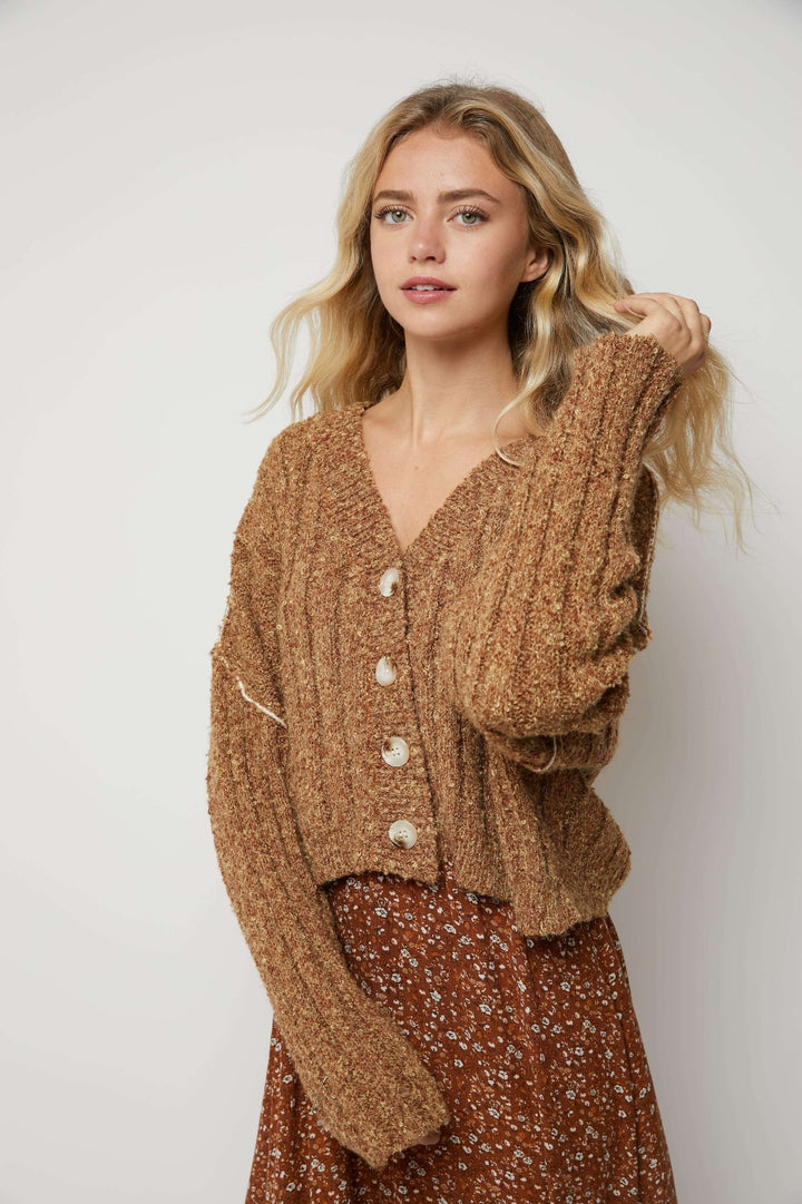 CAMEL V-NECK FUZZY BUTTON FRONT CROP CARDIGAN SW8278