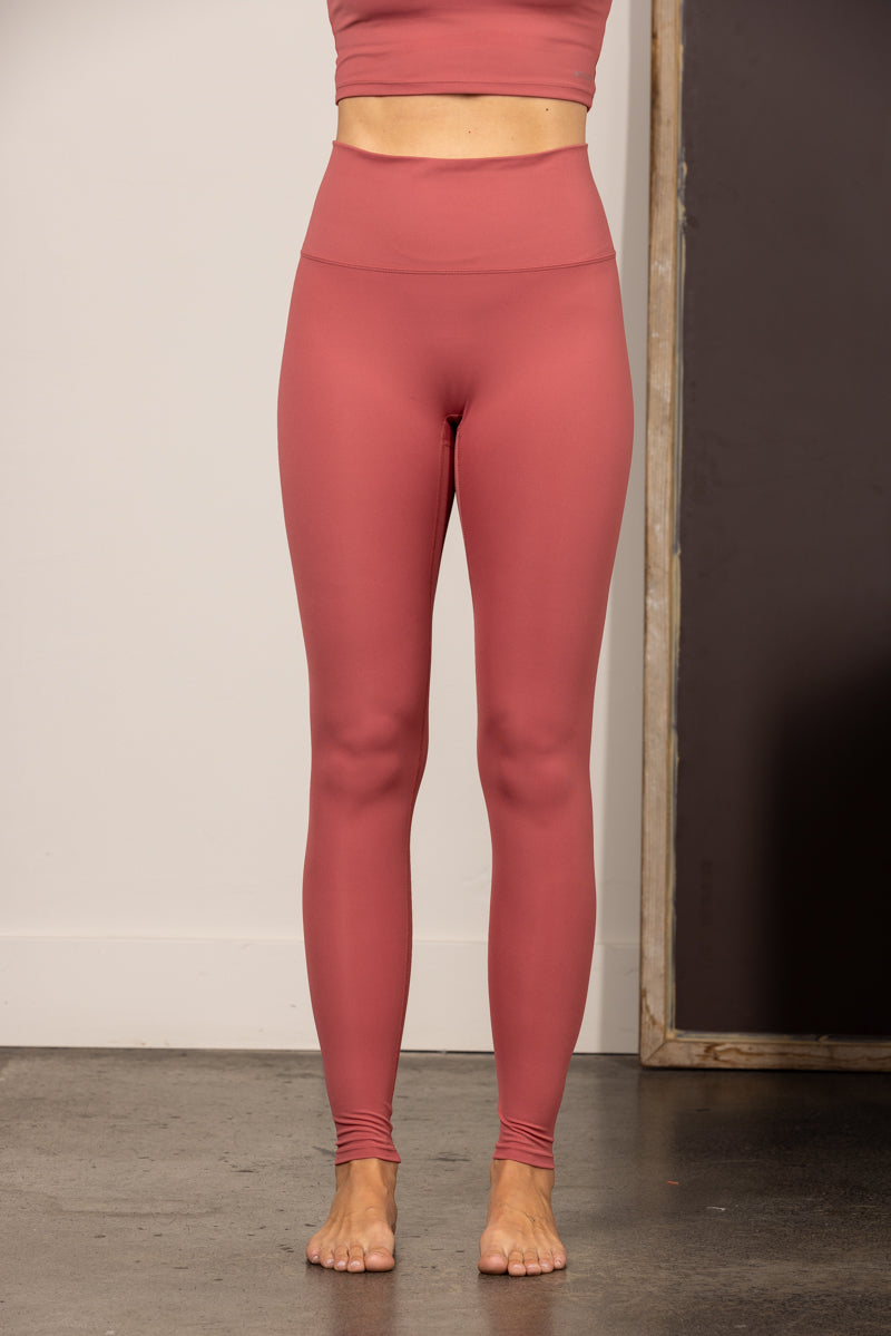 MAGENTA HIGH-RISE LEGGINGS HE1001