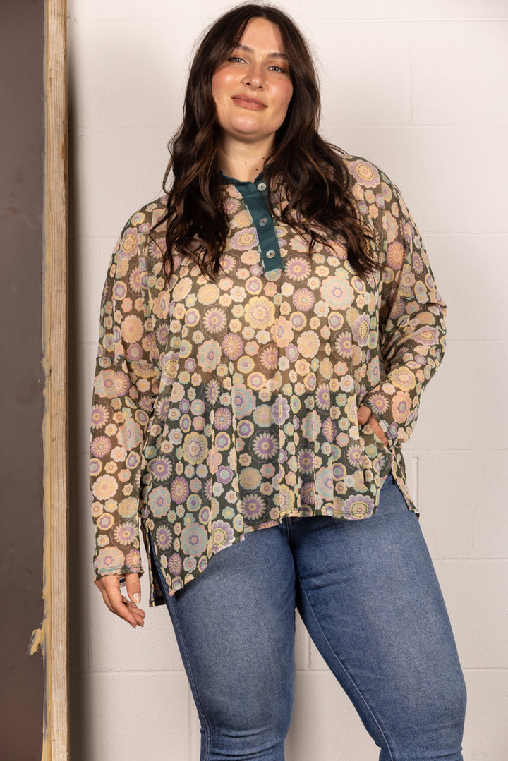 GREEN MANDARIN COLLAR FLORAL PRINT PLUS SIZE TOP T7538