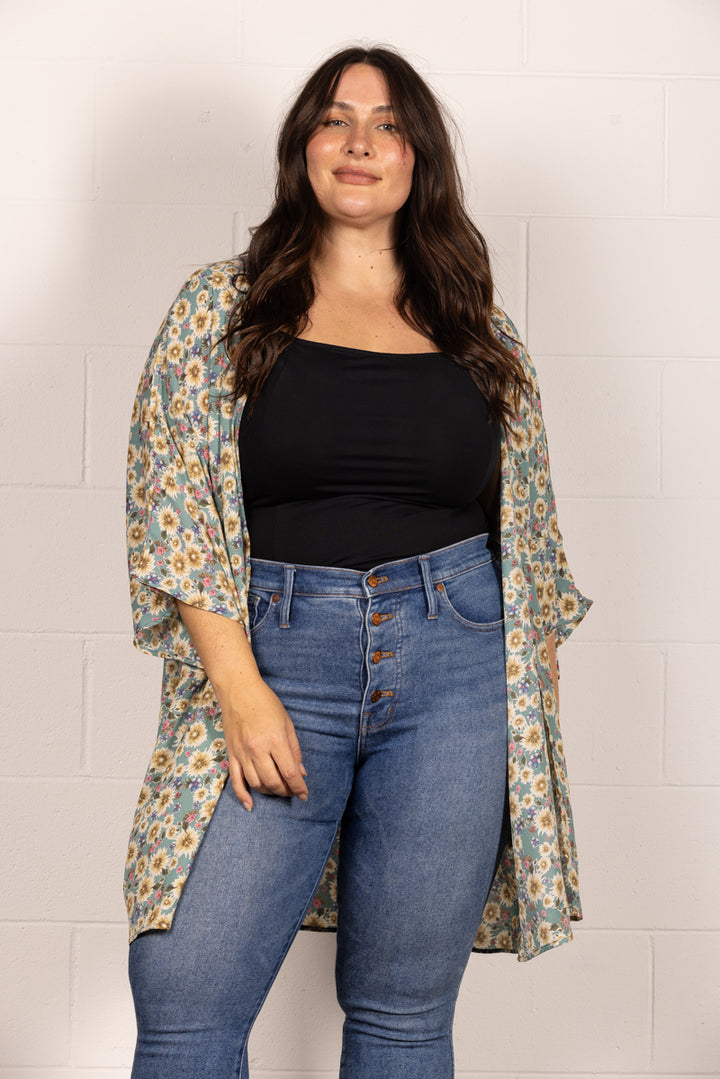 SAGE SPRING FLORAL OPEN FRONT PLUS SIZE CARDIGAN J7004