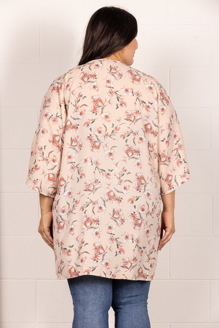 TAN SPRING FLORAL OPEN FRONT PLUS SIZE CARDIGAN J7004