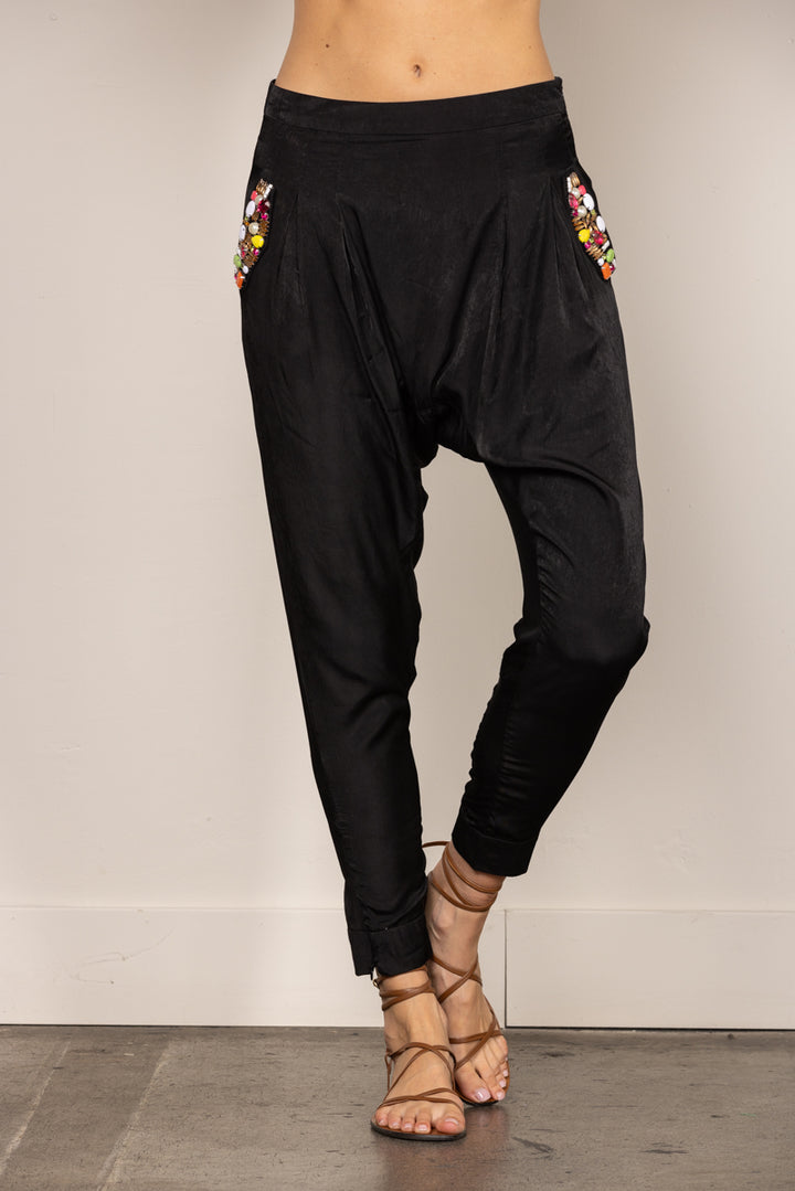 BLACK HAREM BEADS DETAILED PANTS SAP35