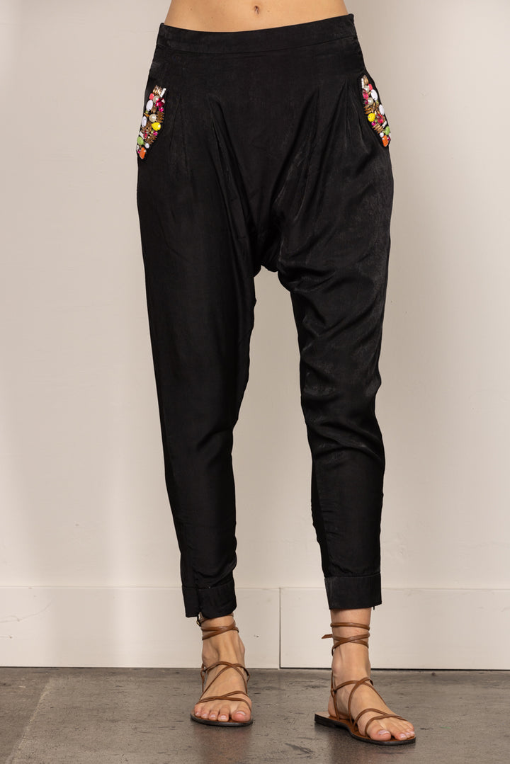 BLACK HAREM BEADS DETAILED PANTS SAP35