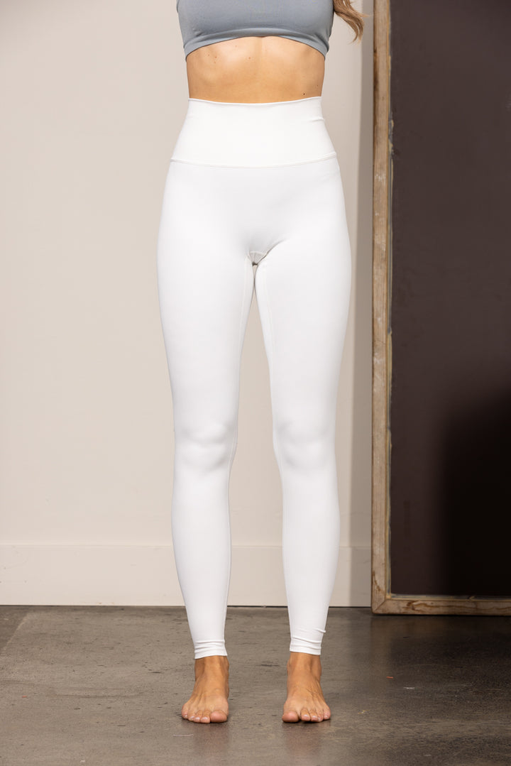 WHITE HIGH-RISE PLUS SIZE LEGGINGS HE1001