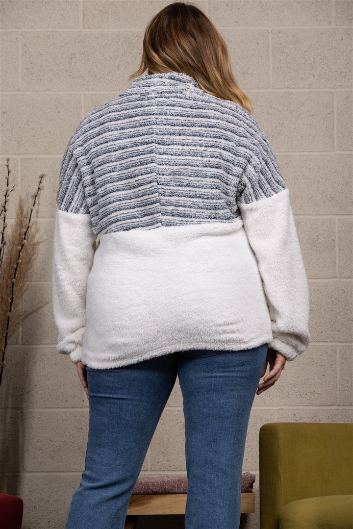 WHITE/NAVY FLUFFY KANGAROO-POCKET SWEATER VT90602PX