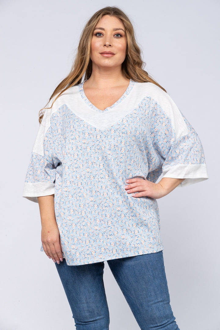 BLUE CALICO FLORAL PRINT W/WHITE SELF CONTRAST PLUS SIZE TOP-TP1933