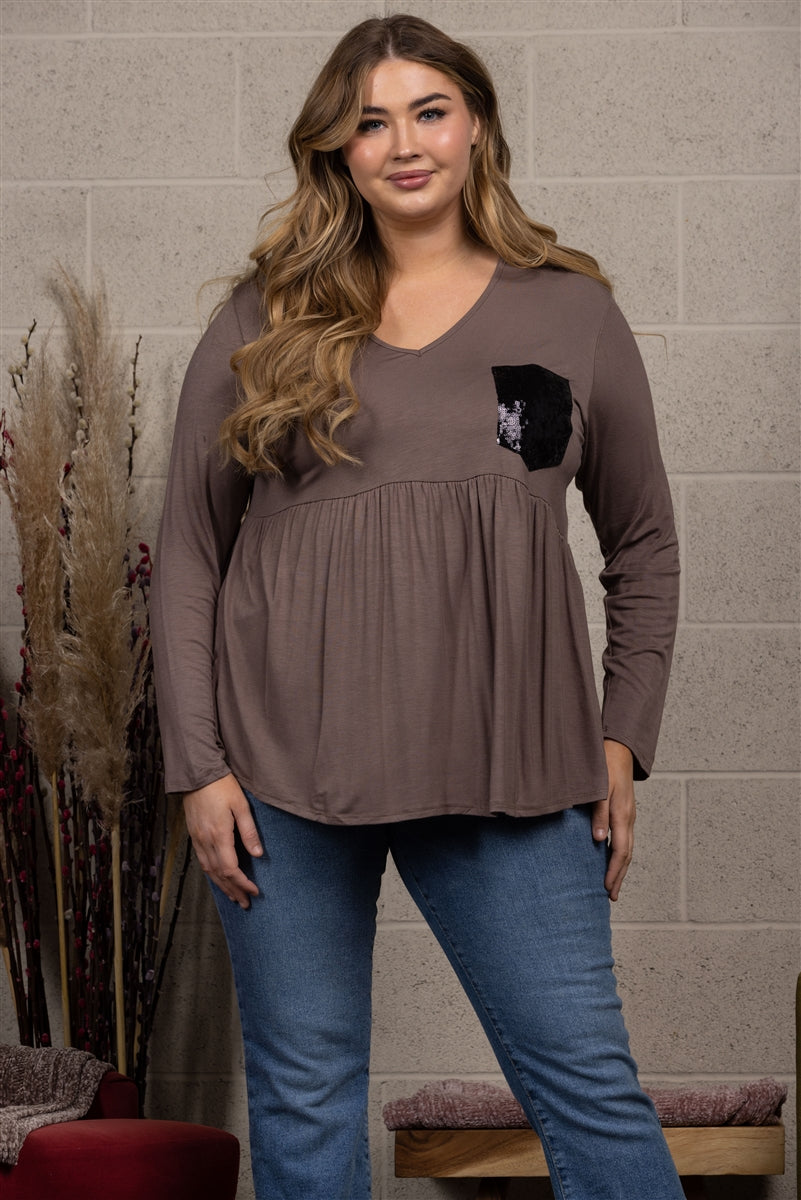 SEQUINCE PATCH POCKET PLUS SIZE TOP