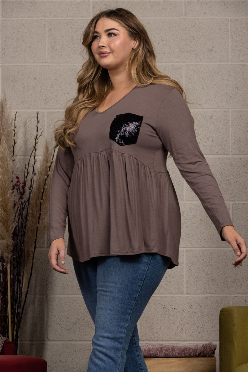 SEQUINCE PATCH POCKET PLUS SIZE TOP