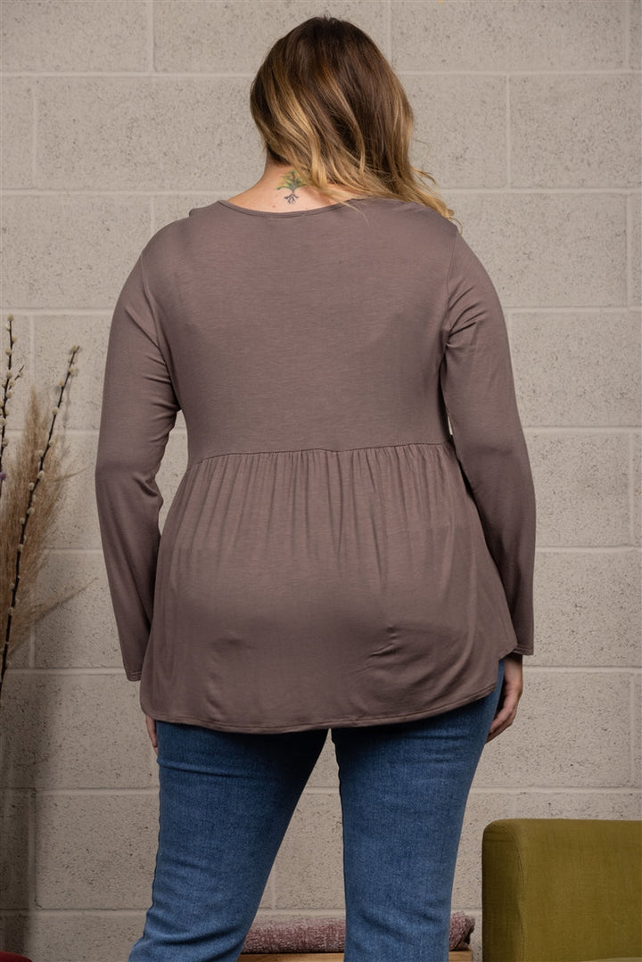 SEQUINCE PATCH POCKET PLUS SIZE TOP