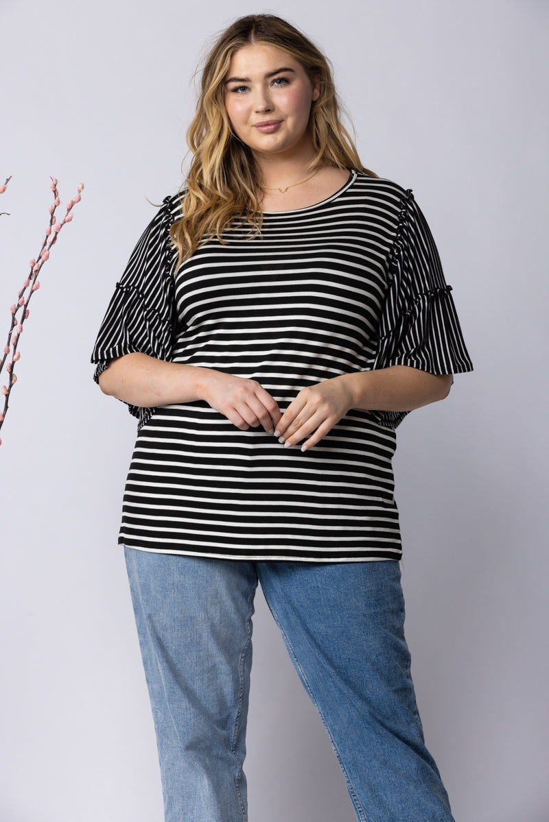 BLACK AND WHITE STRIPES PLUS SIZE TOP ET6228-10X (3/1X-2/2X-1/3X)