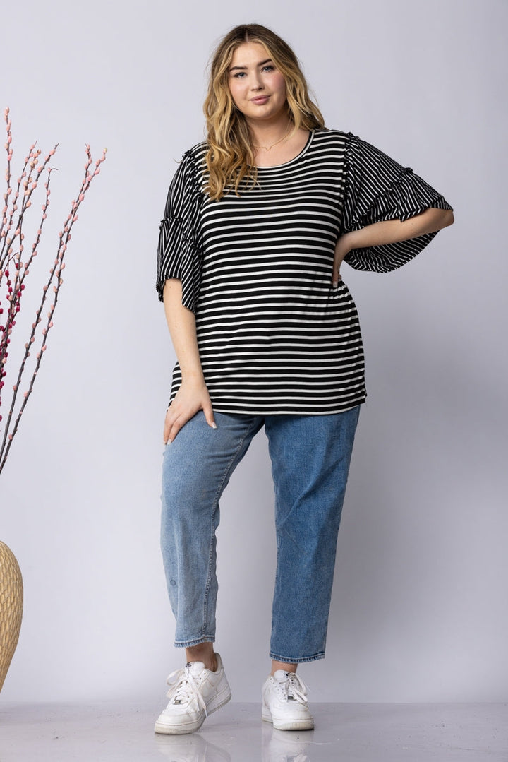 BLACK AND WHITE STRIPES PLUS SIZE TOP ET6228-10X (3/1X-2/2X-1/3X)