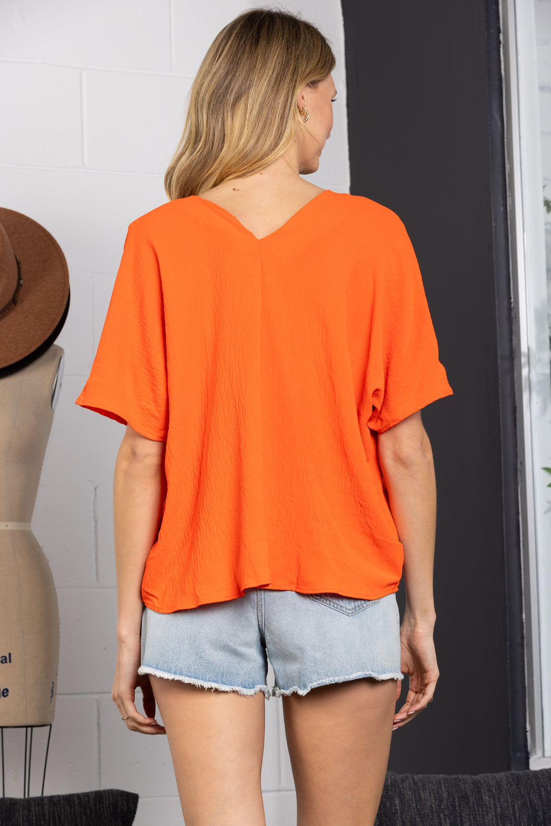 ORANGE RUCHED V-NECK DOLMAN SLEEVES TOP-TC12603SA