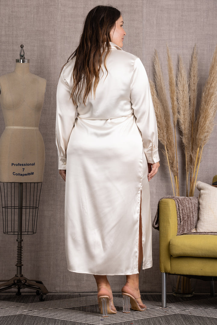 IVORY BUTTON DOWN LONG SLEEVES PLUS SIZE MAXI DRESS-M51743WX