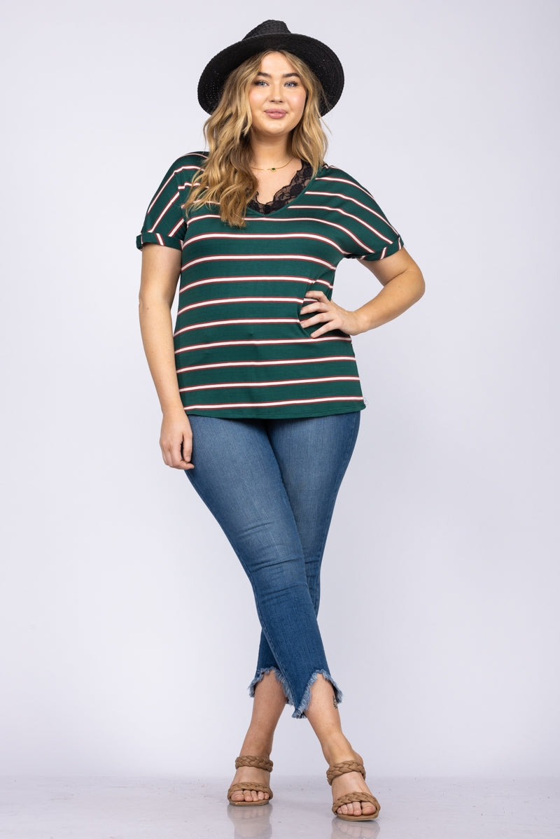 BLACK AND WHITE WITH RED STRIPES PLUS SIZE TOP T6620P